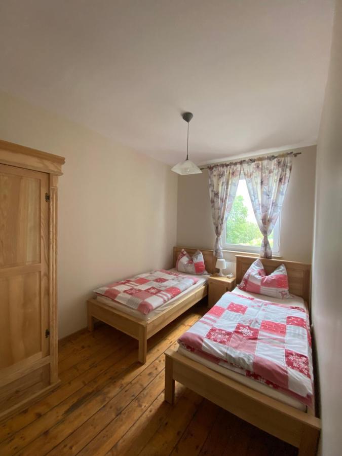 Świeradów-Zdrój Leonardo Guesthouse מראה חיצוני תמונה